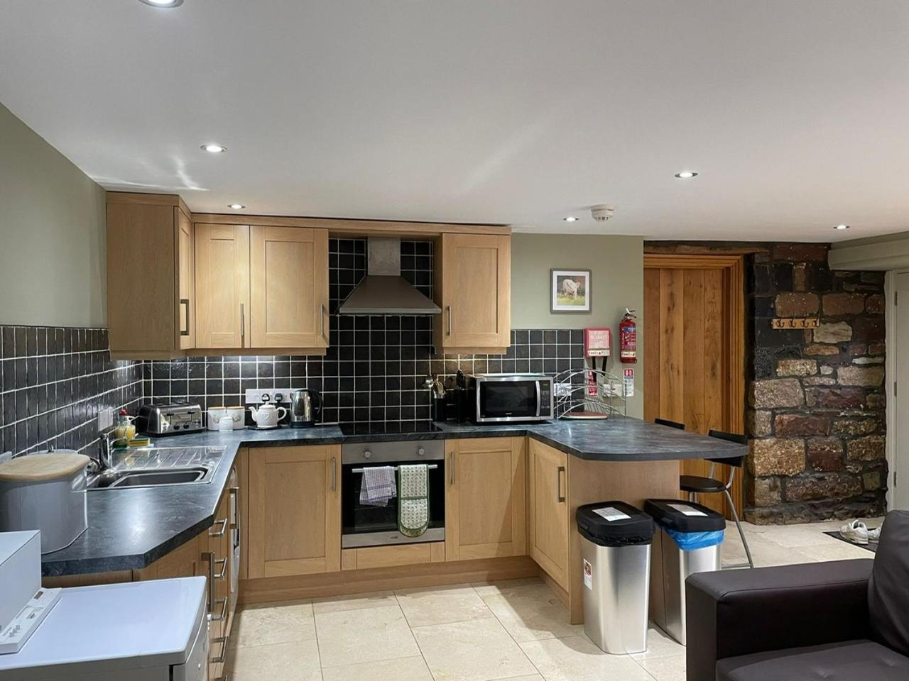 Rhiwddu Barns Holiday home *